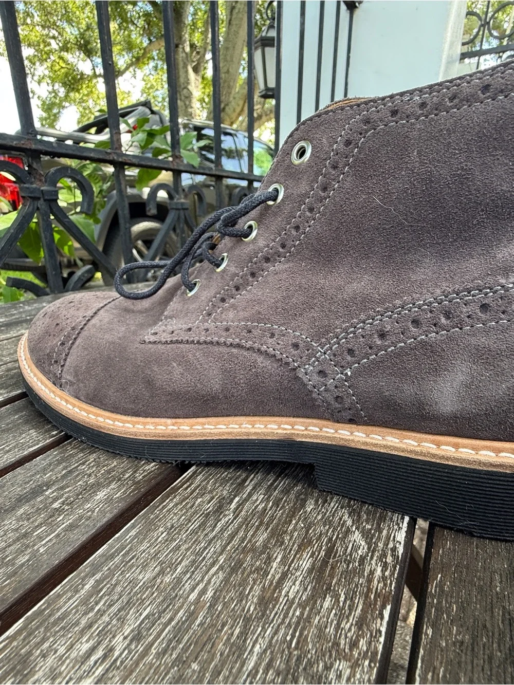 N/A classic wingtip